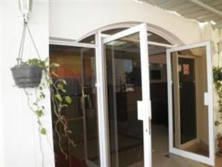 מוסקט Dolphin Hotel מראה חיצוני תמונה