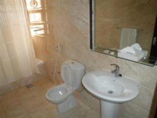 מוסקט Dolphin Hotel מראה חיצוני תמונה